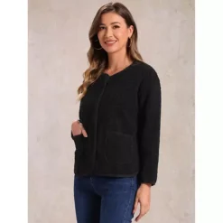 Fashion Clothing Store -Fashion Clothing Store 7475370 ALT